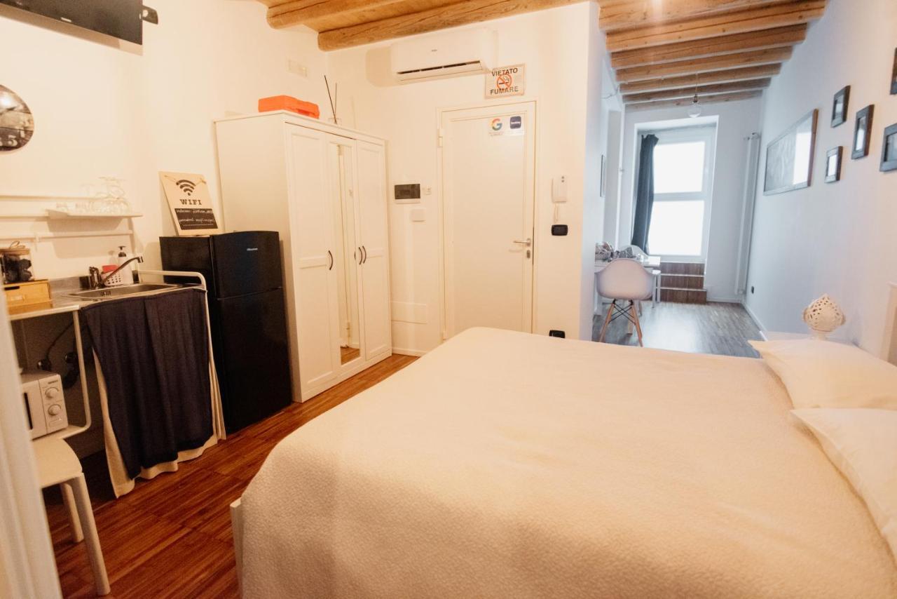 Nell'Antico Borgo B&B モルフェッタ エクステリア 写真