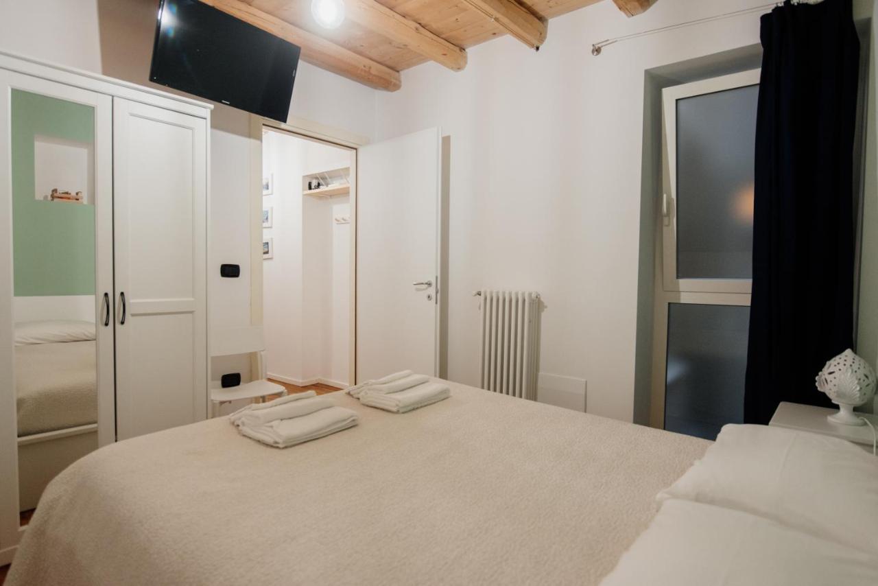 Nell'Antico Borgo B&B モルフェッタ エクステリア 写真